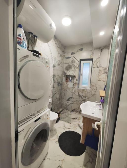 Starlight Downtown Apartment Tiranë Luaran gambar